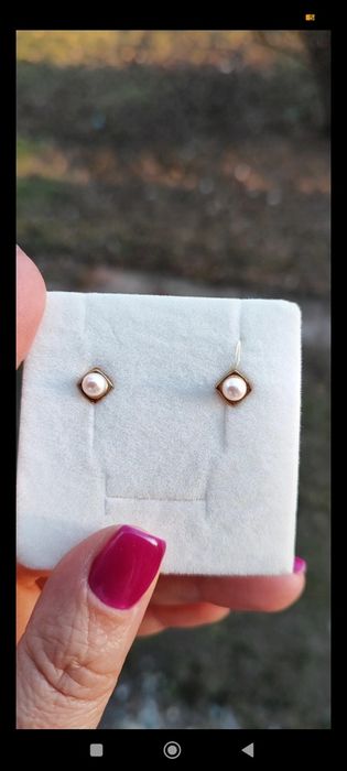 Złote kolczyki Apart