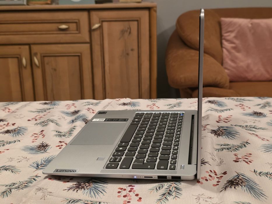 Lenovo Ideapad Slim 14 Oled Snapdragon X Plus 32/1TB  Nowy