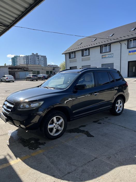 Продам Hyundai Santa Fe