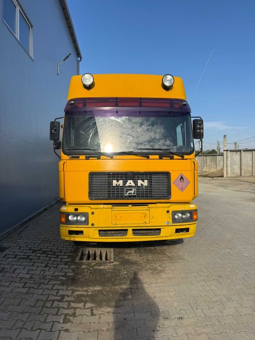 Вантажний автомобиль MAN 19.403 1998