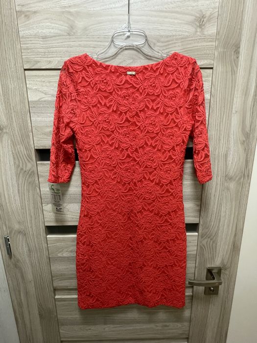 Czerwona sukienka