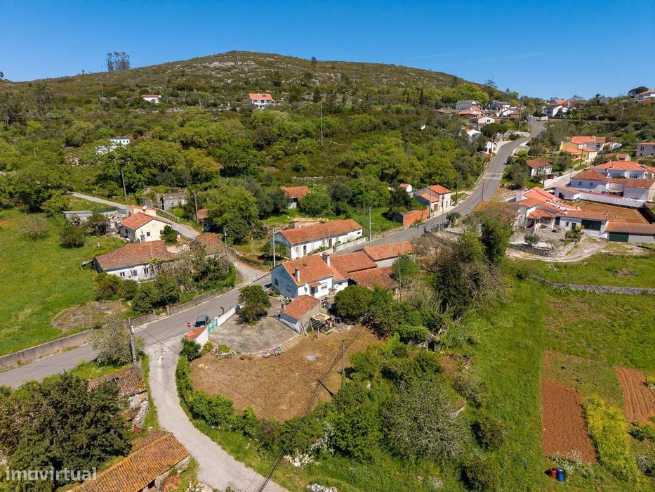 Moradia T4 Alvados