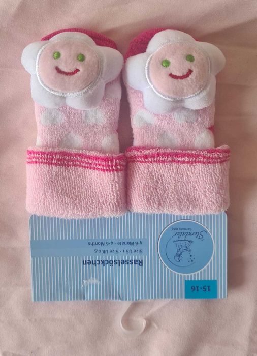 Meias com chocalho para bebés