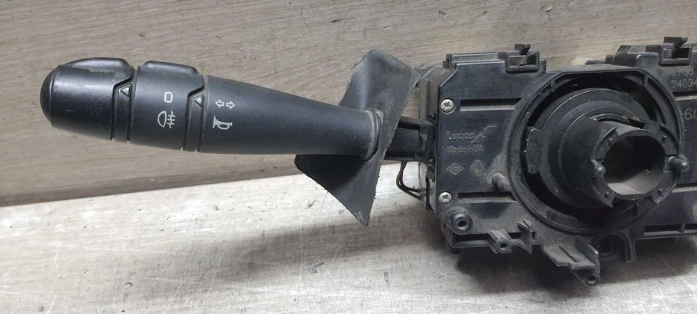 Підрульовий перемикач Renault Trafic 1 1981-2001p.