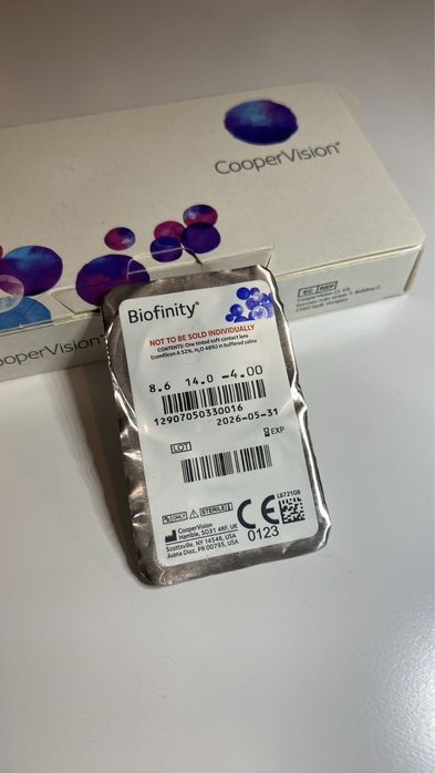 Soczewka kontaktowa Biofinity -4.00