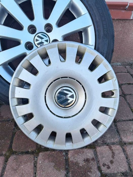 Oryginale Felgi z oponami do VW Passat B6