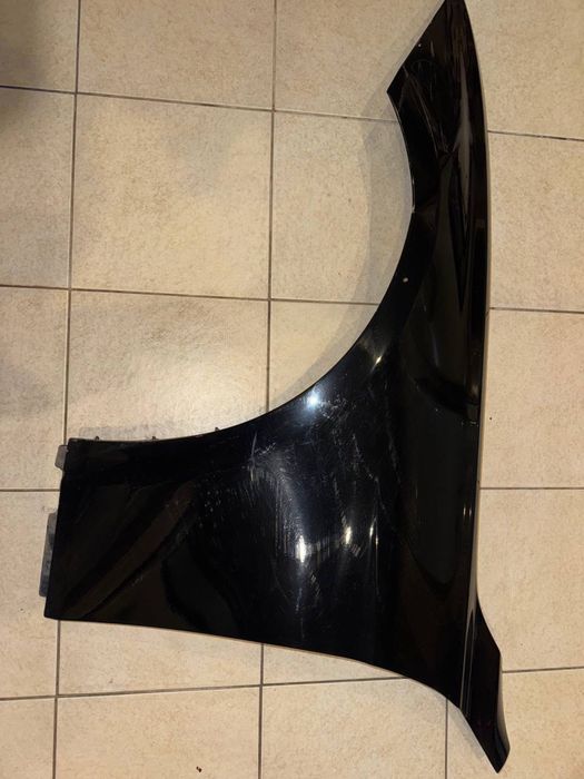 Оригинальное крыло bmw f30