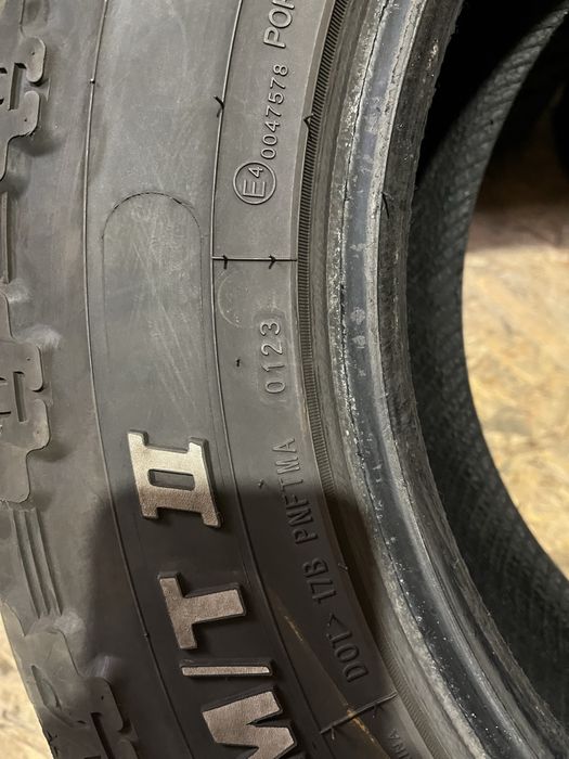 Продам вседорожню гуму. 2 колеса