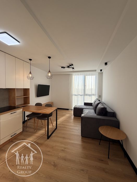 Квартира з ремонтом, меблями та технікою