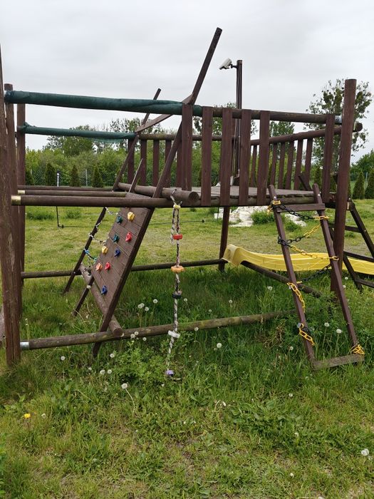 Plac zabaw baza, dla dzieci