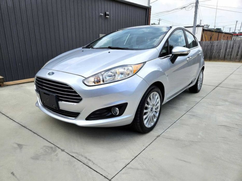 Ford Fiesta Titanium      2016