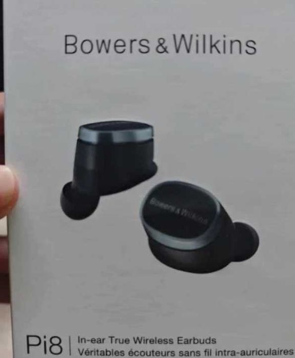 Auscultadores Wireless Bowers & Wilkins PI8 [Preto]
