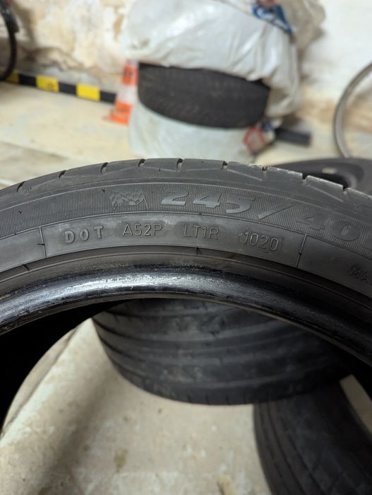 Opony Letnie Dębica 245/40/18 2020r