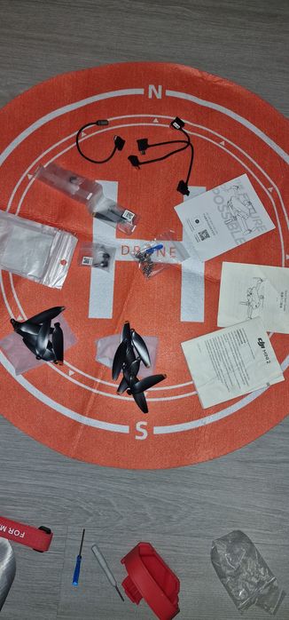 Квадрокоптер DJI Mini 2 Fly More Combo