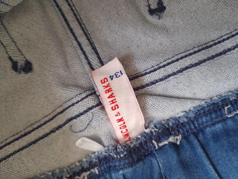 Spodnie jeansy joggery dla chłopca 134