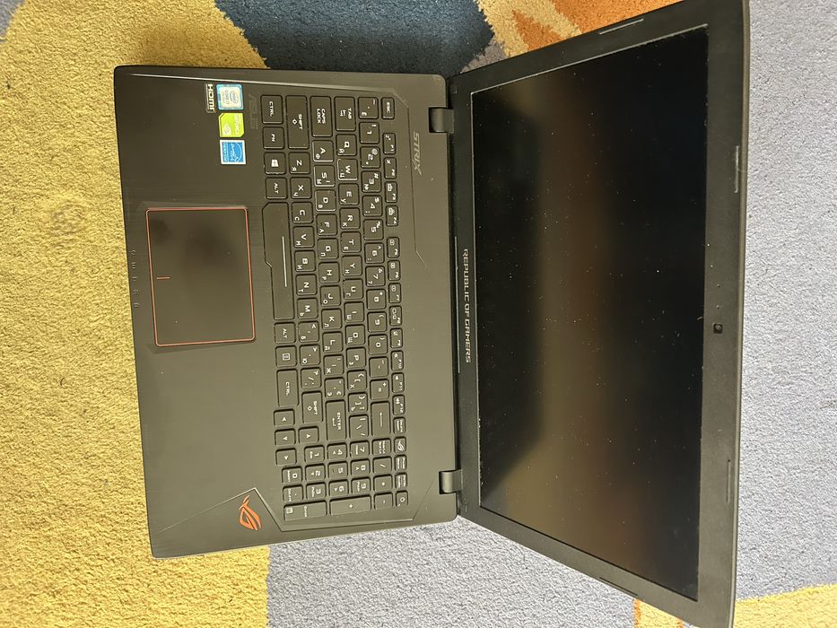 Ноутбук Asus Rog Strix Nvid-1050 SSD256 RAM16