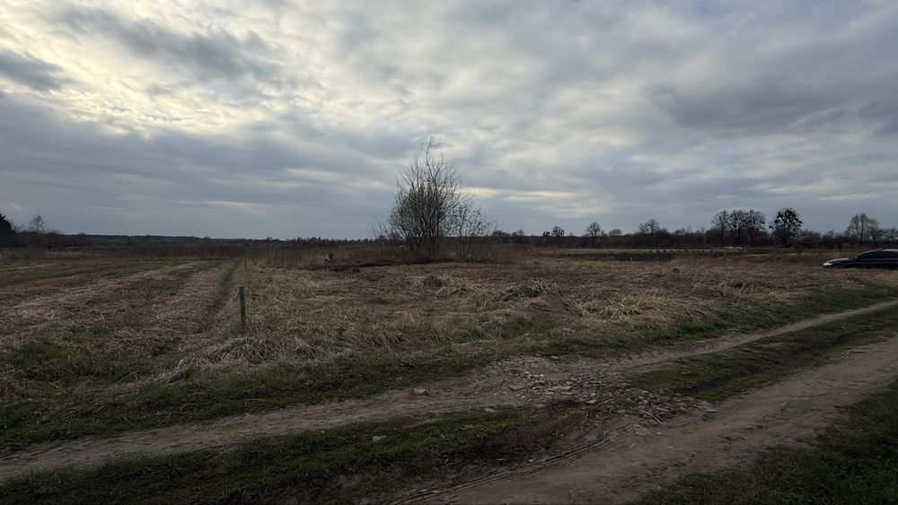 Продаж земельна ділянка Львів Оброшине