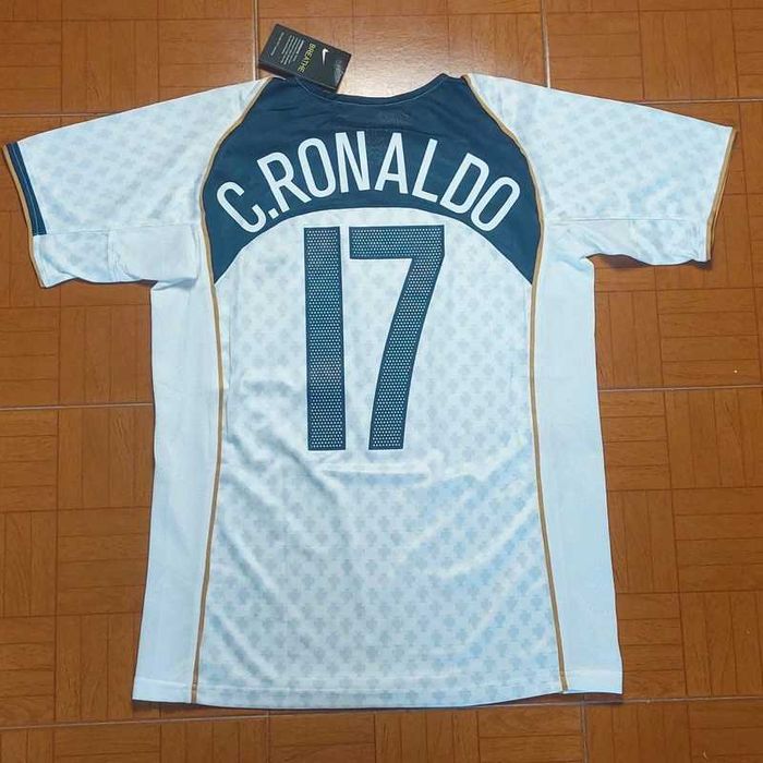 Camisola Away Portugal 2004 - T90 - RONALDO