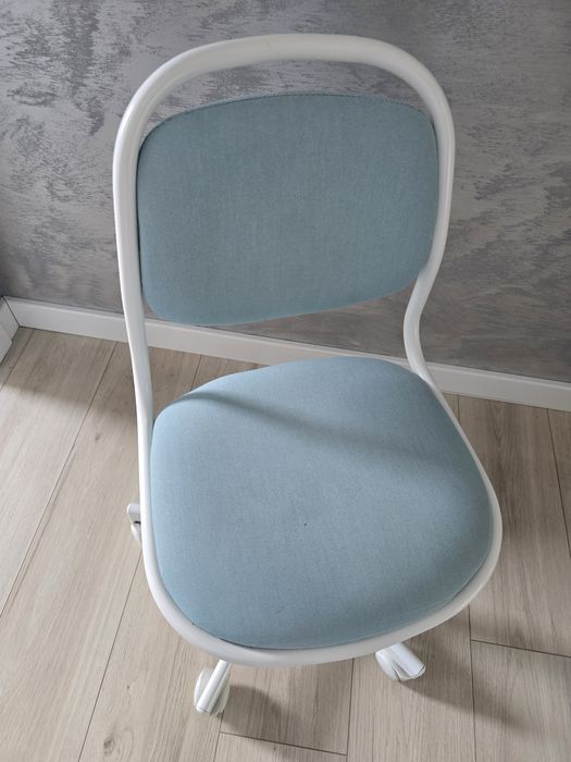 Krzesło dla dzieci obrotowe IKEA ÖRFJÄLL