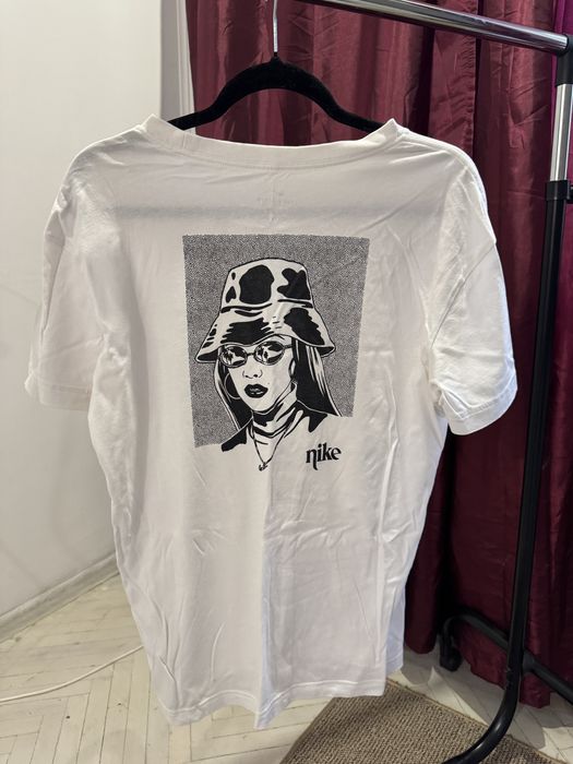 Футболка NIKE жіноча, розмір М