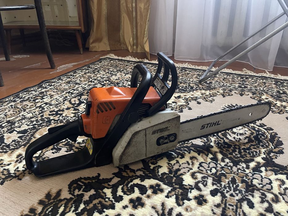 Оригинал!! Бензопила Stihl MS-180 в хорошем состоянии