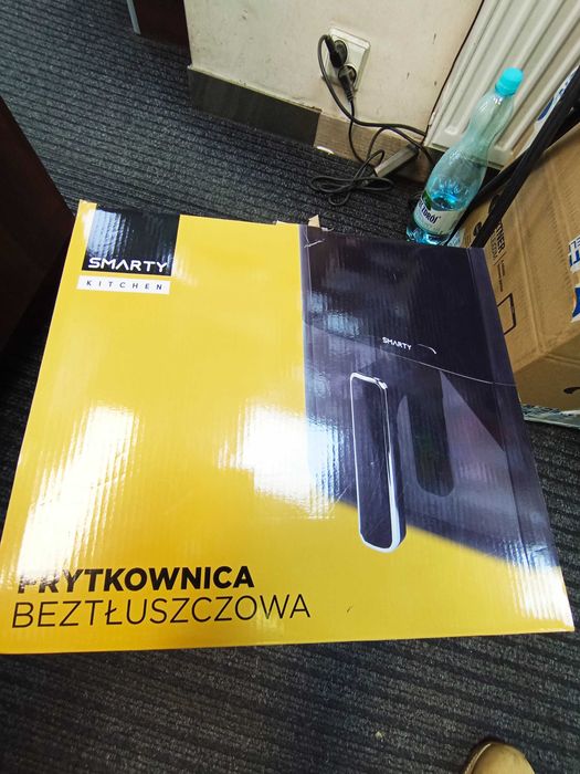 /777/ Frytkownica beztłuszczowa 1600W , 8 dedykowanych programów NOWA!