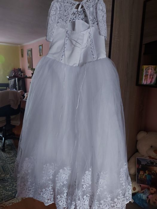 Плаття на перше причастя