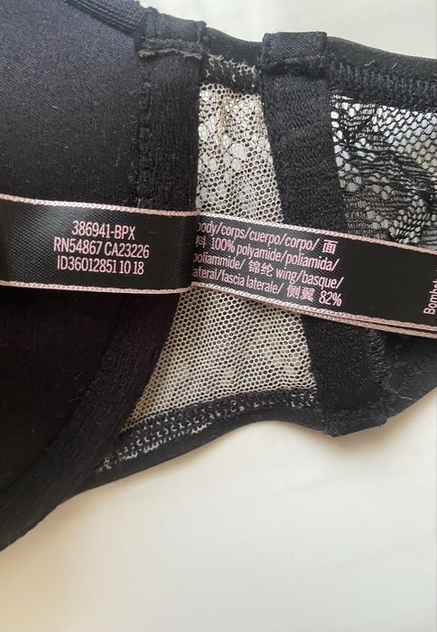 Victoria’s Secret бюстгалтер.