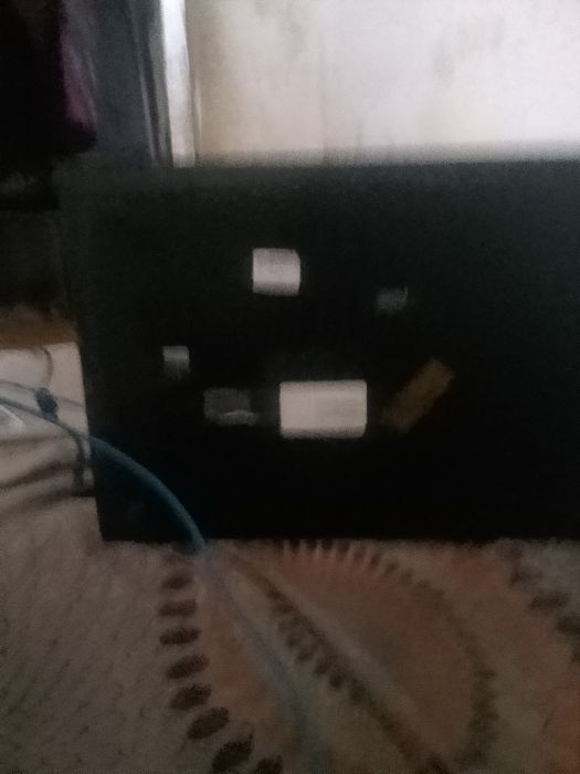 Ноутбук lenovo працює