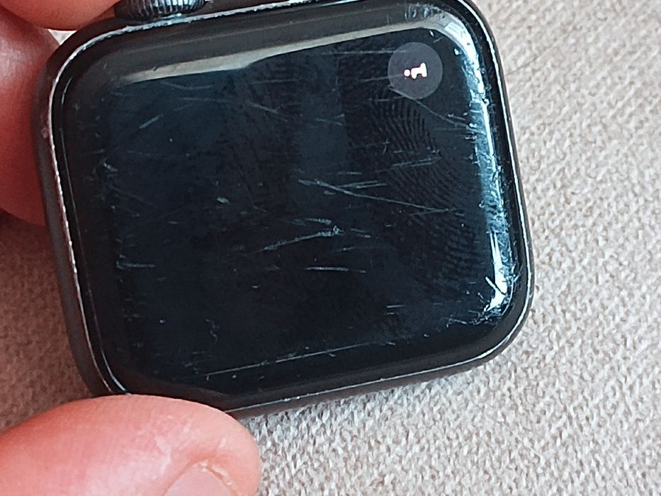 Apple Watch SE 40 mm
