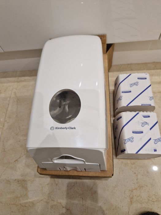 NOWY Dozownik do papieru toaletowego KIMBERLY-CLARK 6946