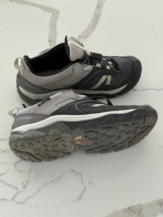 Wodoodporne buty jesienne 35