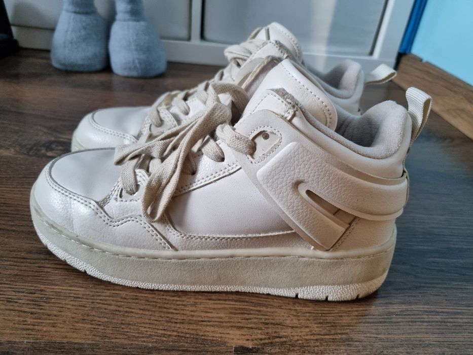 Wysokie adidasy h&m 37. Kremowe na platformie