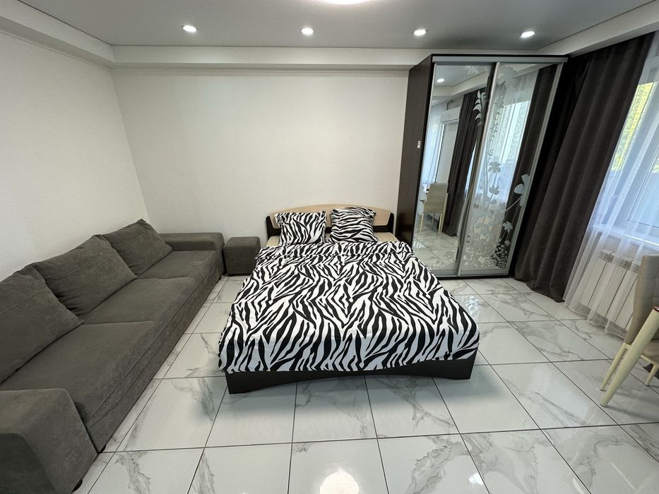 Квартира Словʼянськ центр подобово Люкс