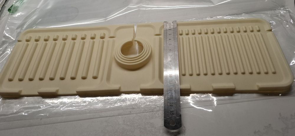 Новая накладка на мойку под смеситель 12х38 см, цвет слоновой кости