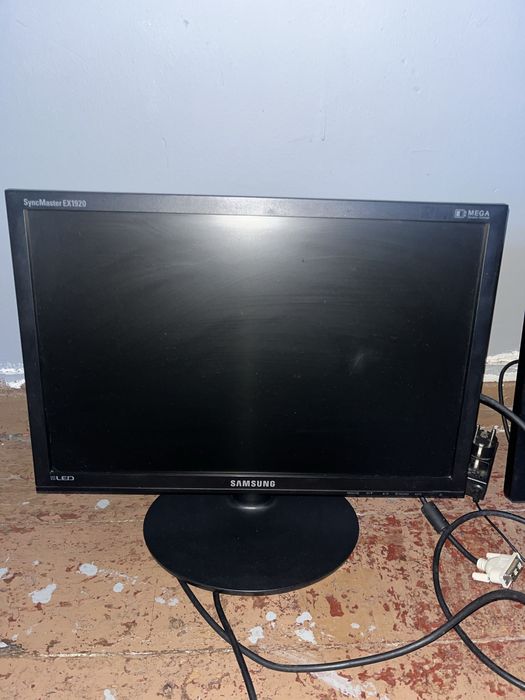 Sprzedam monitory