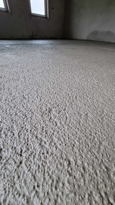 Wylewki anhydrytowe, styrobeton, płynny styropian