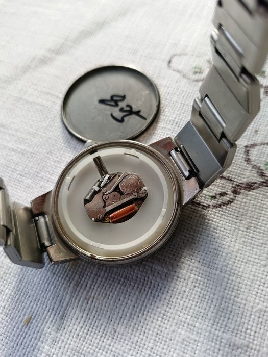 Zegarek Casio Quartz Water Resist 1330 MTP 1109 lata 90 te Japan