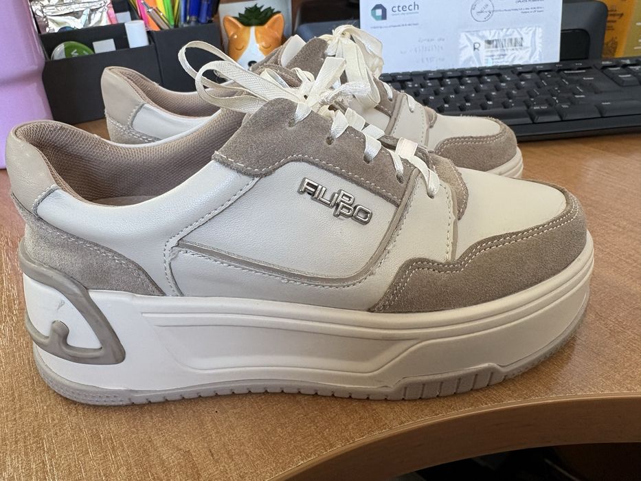 Snakersy adidasy filippo