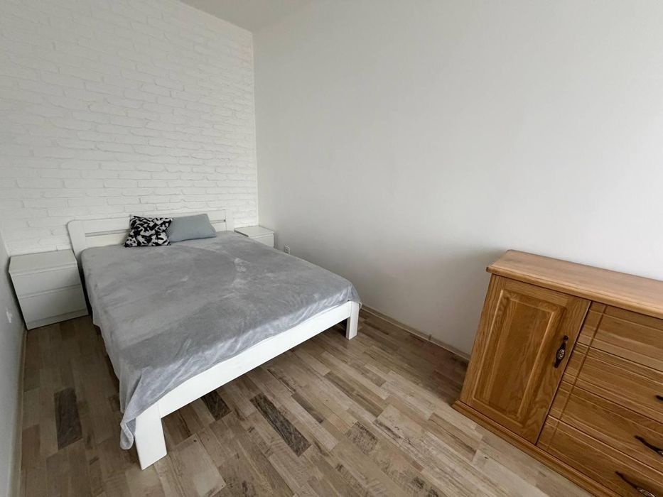 Продам 3-х ком.квартиру на Черемушках. Капремонт.(275-485)