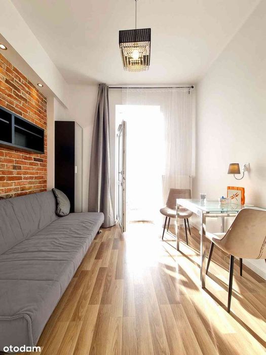 Garsoniera z balkonem 18m2 ok.Nowego Kleparza BEZPOŚREDNIO
