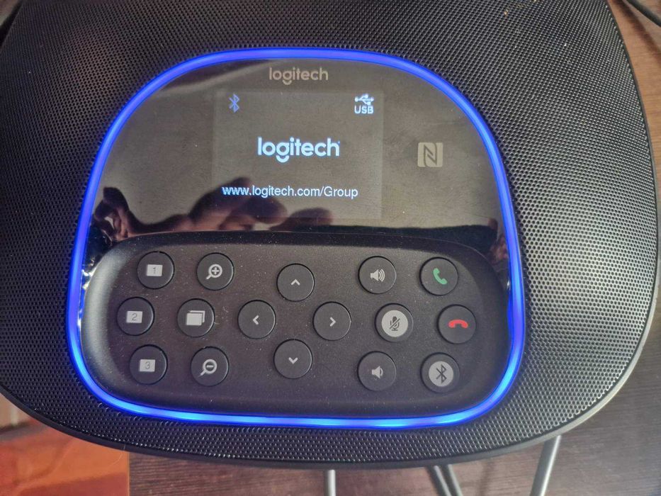 Logitech GROUP PTZ pro 2 с двумя микрофонами с базой управления