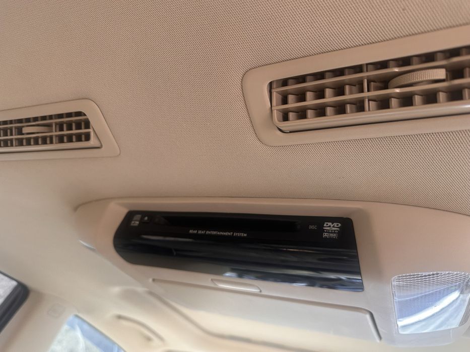 Субару Трібека 2008 року