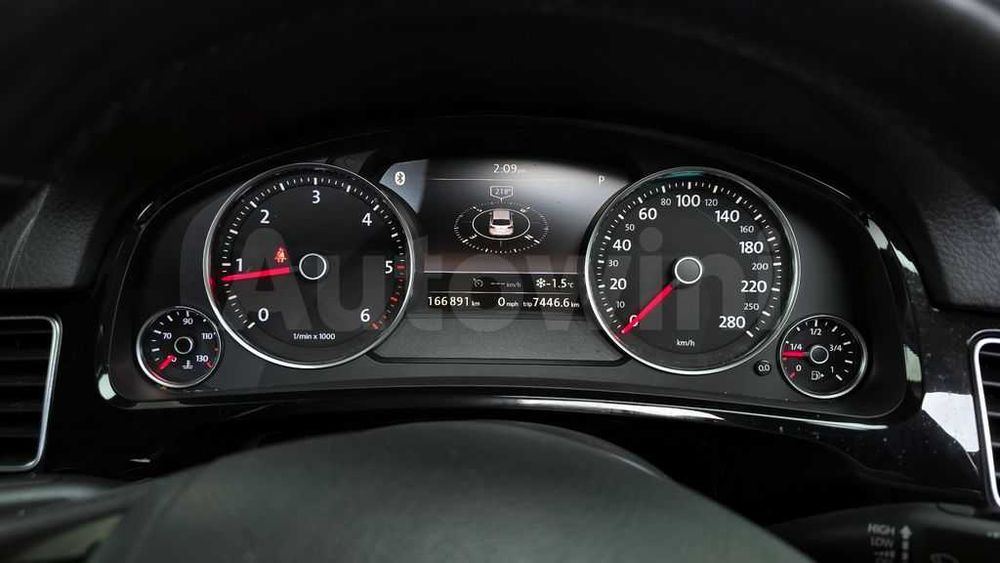 2014 Volkswagen New Touareg V6 3.0 TDI Bluemotion 7P5