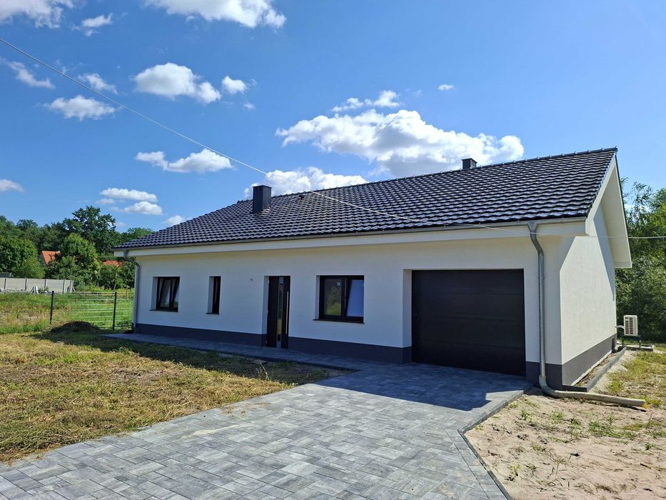 Piękny nowoczesny dom w cichej okolicy