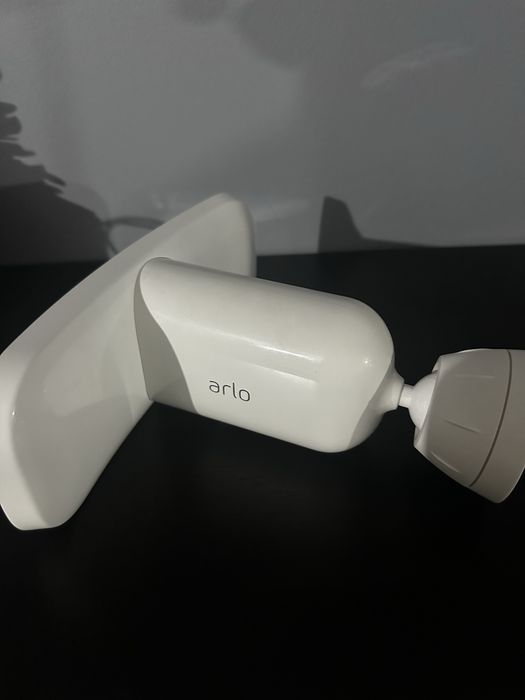 Arlo camaras+ Hub + solar