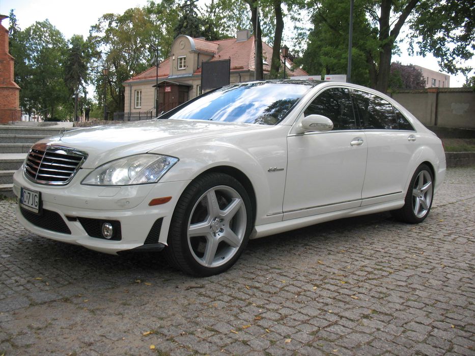 Auto do ślubu - Mercedes AMG S63 z kierowcą lub samodzielnie.