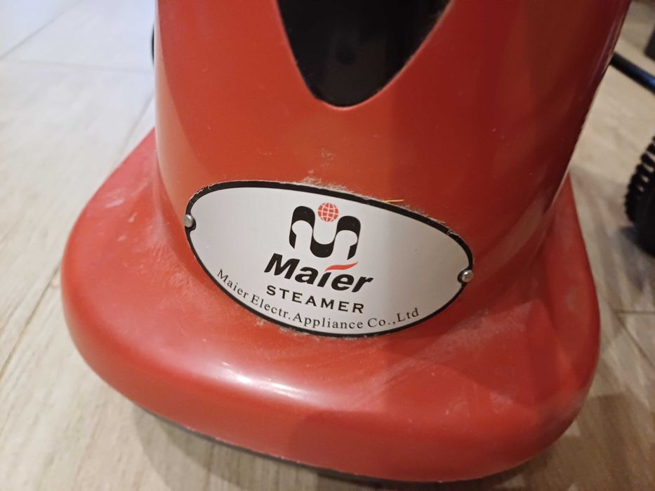 Відпарювач  паровий ( Парова праска).