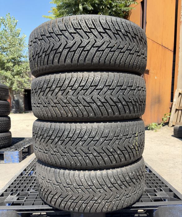 225/55 R17 Nokia Hakkapeliitta 8.Шины зимние!