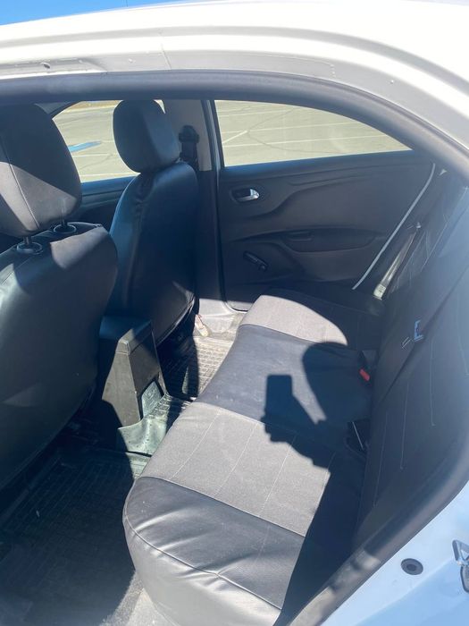 Citroën C-Elysee 1.6 газ/бензин